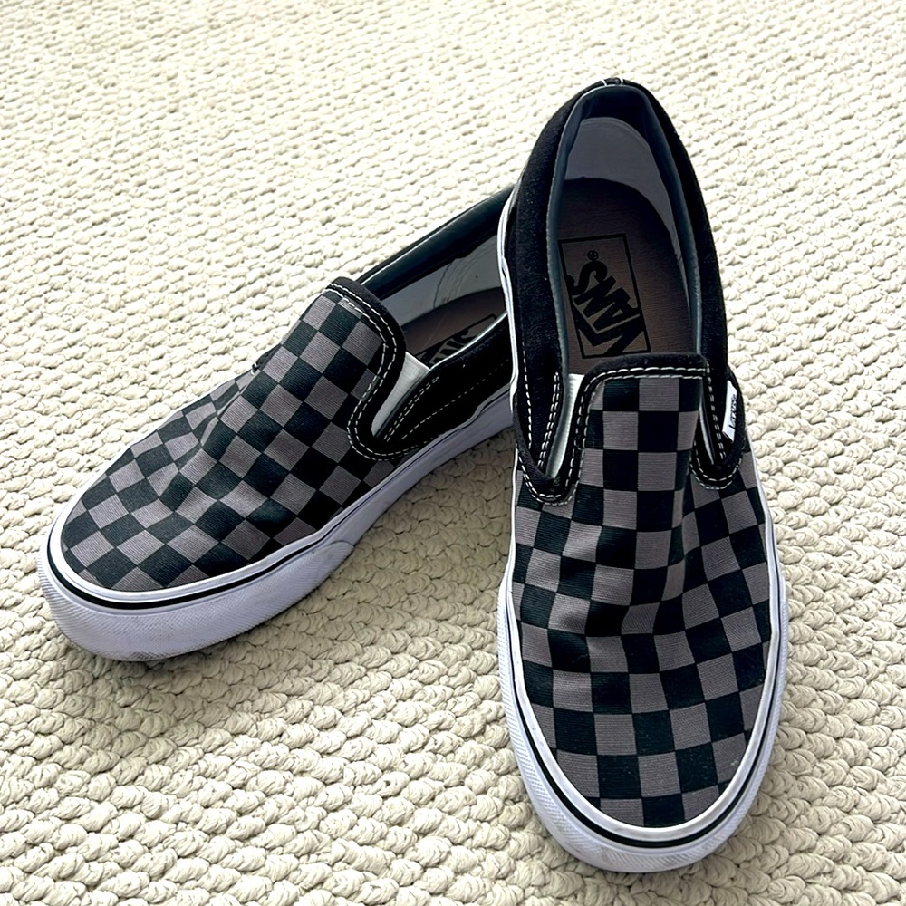 **SOLD** VANS Slip Ons - Black Grey Checkered Womens 6.5